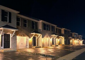 331 Platt Dr in Nicholasville, KY - Building Photo