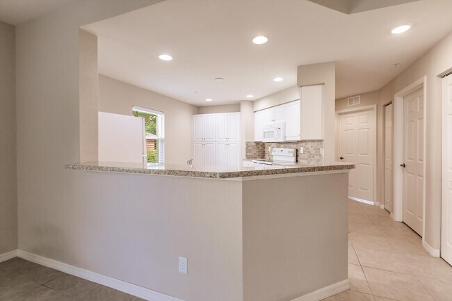 27500 Palmesta Circle in Bonita Springs, FL - Building Photo - Building Photo