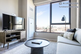 939 W Washington Blvd in Chicago, IL - Building Photo - Building Photo