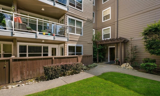 22910 90th Ave W in Edmonds, WA - Building Photo - Building Photo