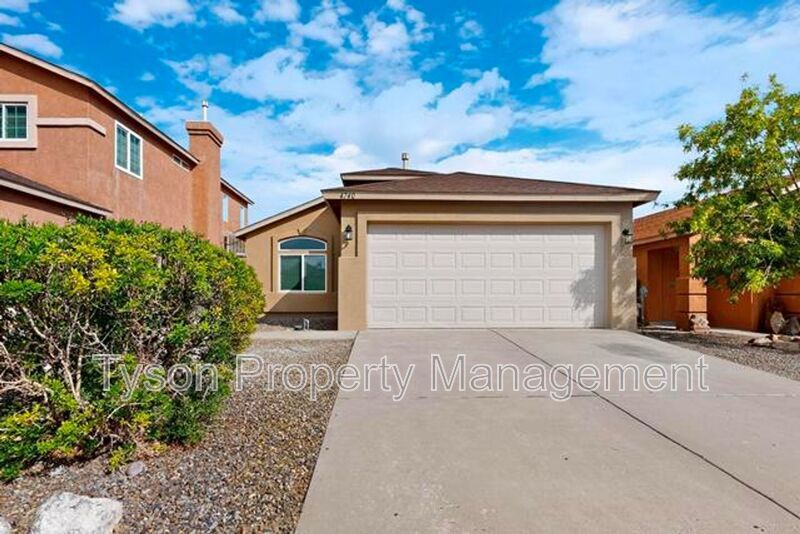 4740 Jessica Dr NE in Rio Rancho, NM - Building Photo
