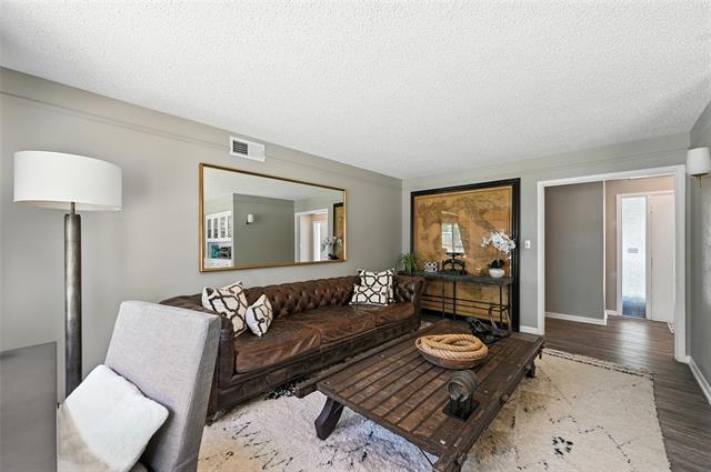2516 Hall - Johnson Rd in Colleyville, TX - Building Photo - Building Photo