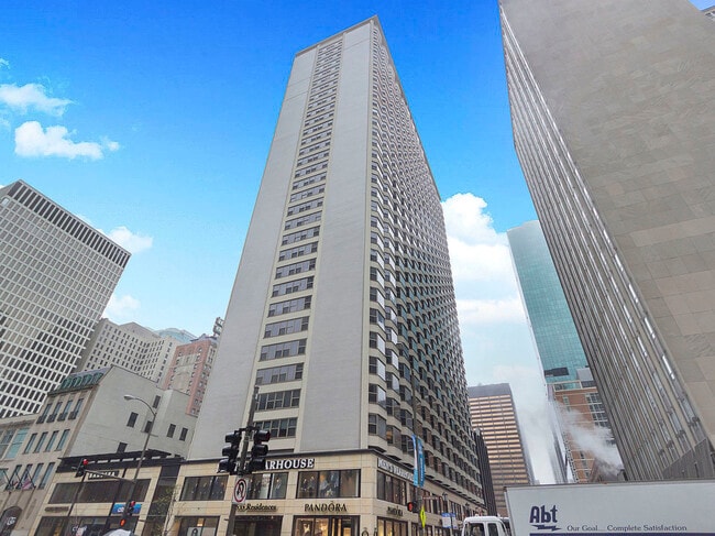535 N Michigan Ave in Chicago, IL - Building Photo - Building Photo