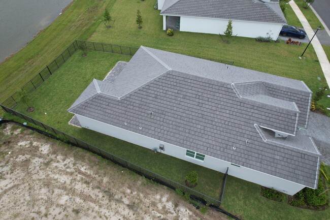 14075 Spruce Pne Dr in Westlake, FL - Building Photo - Building Photo