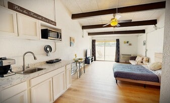 La Provence Studios - PROMO: 50% OFF FIRST... in Lake Wales, FL - Building Photo