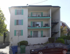 660 Vernon St in Oakland, CA - Building Photo - Building Photo