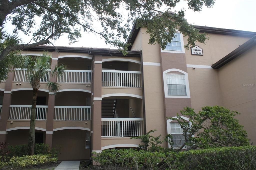 13838 Fairway Island Dr-Unit -1434 in Orlando, FL - Foto de edificio
