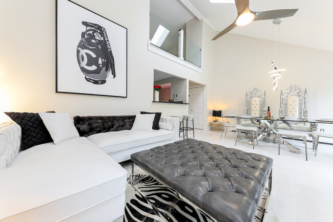 property at 5736 Hilltop Way