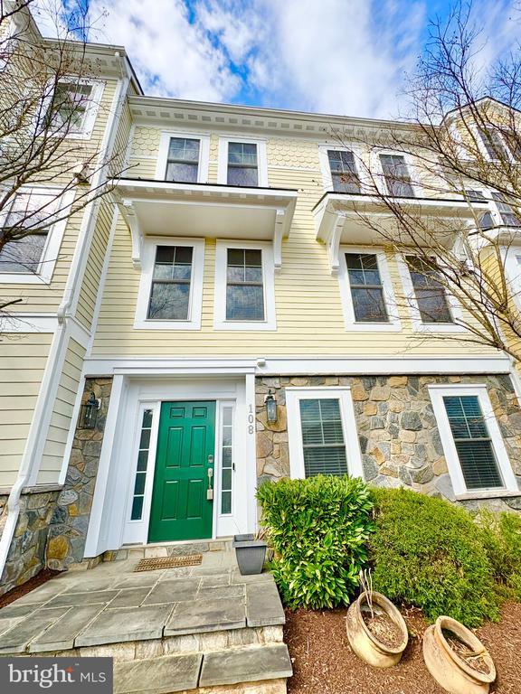 108 Washington St in Occoquan, VA - Building Photo - Building Photo