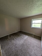 214 Patricia Dr in Byesville, OH - Building Photo - Building Photo