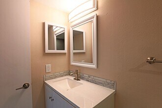 5303 Summerlin Rd in Ft. Myers, FL - Building Photo - Building Photo