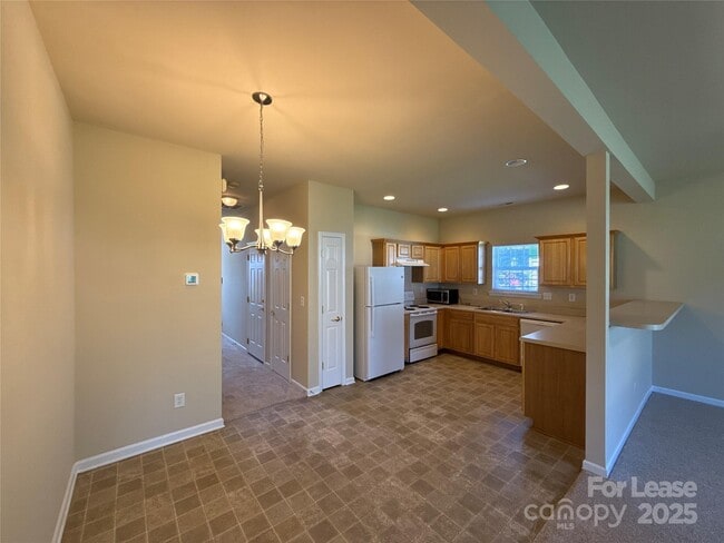 6904 Pleasant Grove Rd in Charlotte, NC - Building Photo - Building Photo