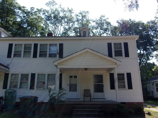 property at 1050 Ebenezer Ave Ext