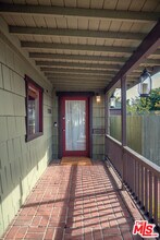 1480 N Mentor Ave in Pasadena, CA - Building Photo - Building Photo