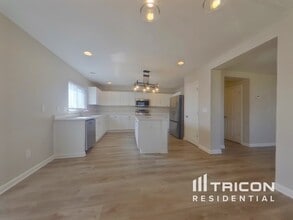 379 Charter Oak Ct in Lexington, SC - Foto de edificio - Building Photo