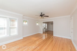 4906 N Marmora Ave, Unit # 02 in Chicago, IL - Building Photo - Building Photo