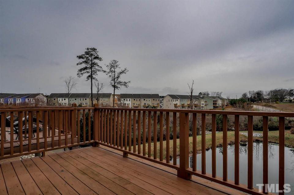 868 Queen City Cres in Apex, NC - Building Photo