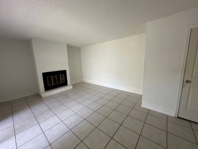93 Springwood Square in Port Orange, FL - Building Photo - Building Photo