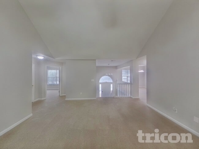 2183 Harmony Lakes Ct in Lithonia, GA - Building Photo - Building Photo