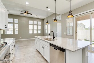 3810 East Stiles Lane in Gilbert, AZ - Building Photo - Building Photo