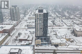 181 King St S in Waterloo, ON - Building Photo - Building Photo