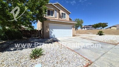 13298 Spicewood Ct in Victorville, CA - Building Photo - Building Photo