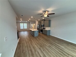 173 Werner Brk Wy SW in Atlanta, GA - Building Photo - Building Photo