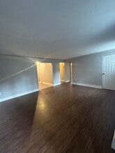 Flats at DeBoer Park in Denver, CO - Foto de edificio - Building Photo