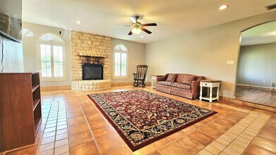 5075 FM 5 in Aledo, TX - Building Photo - Building Photo