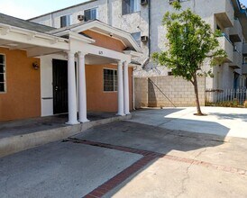 615 N Oxford Ave in Los Angeles, CA - Building Photo - Building Photo
