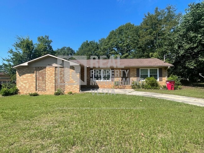 property at 2562 Bedford Pl