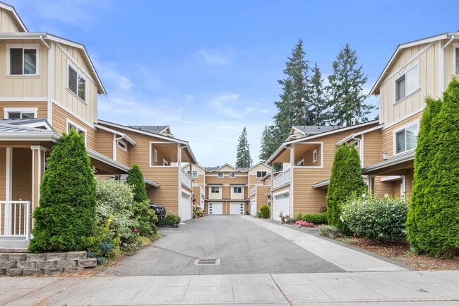 23432 55th Ave W in Mountlake Terrace, WA - Building Photo - Building Photo