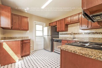 7020 Aspen Ave in Tampa, FL - Building Photo - Building Photo