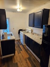 38 W Stewart St, Unit 38a in Washington, NJ - Foto de edificio - Building Photo