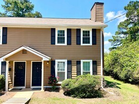 123 Jackson Dr in Stockbridge, GA - Building Photo