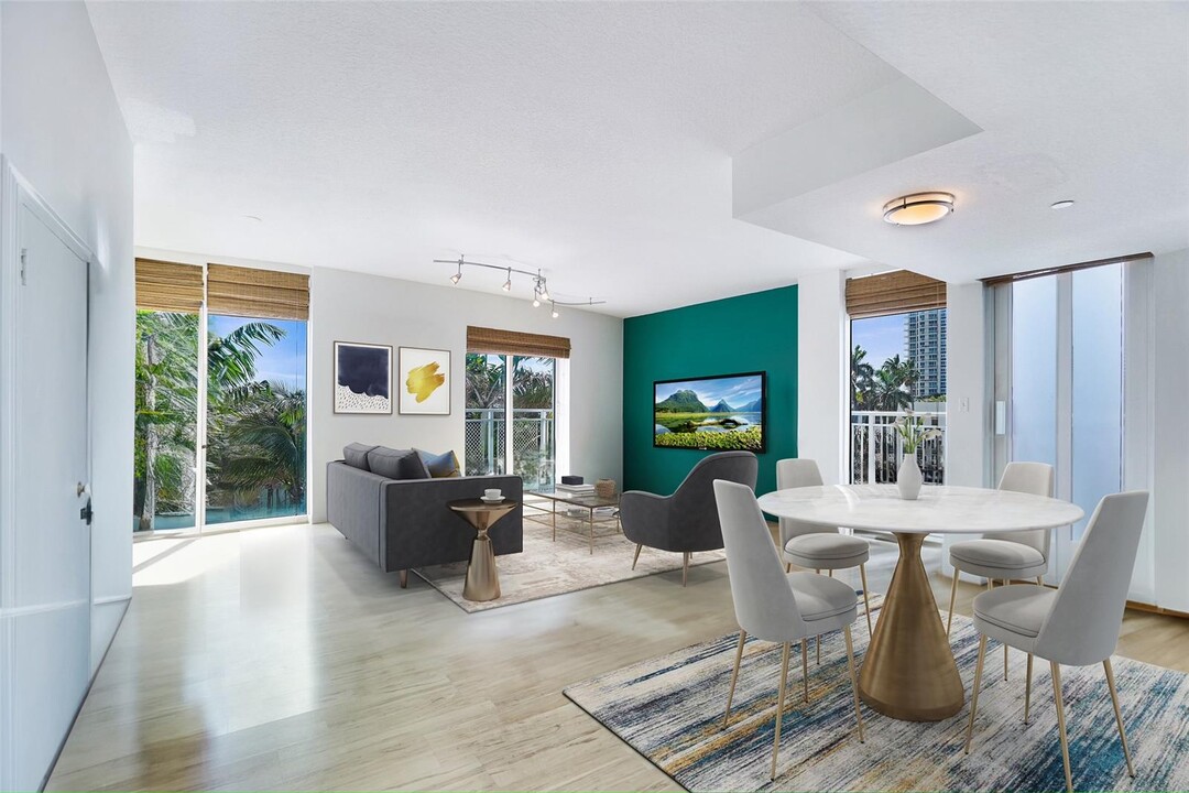 7600 Collins Ave, Unit 404 in Miami, FL - Building Photo