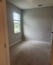 5384 Grove Mill Loop in Bradenton, FL - Building Photo - Building Photo