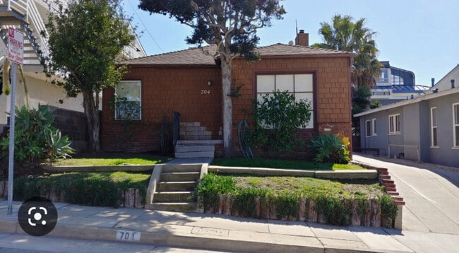 property at 706 5th St
