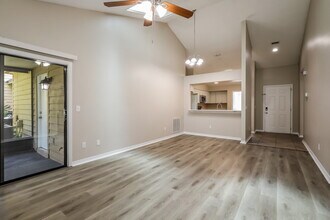 4176 Rollingwood Ct in Jacksonville, FL - Building Photo - Building Photo