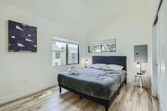 9443 5th Ave SW in Seattle, WA - Building Photo - Building Photo