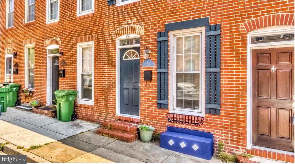 27 E Heath St in Baltimore, MD - Building Photo