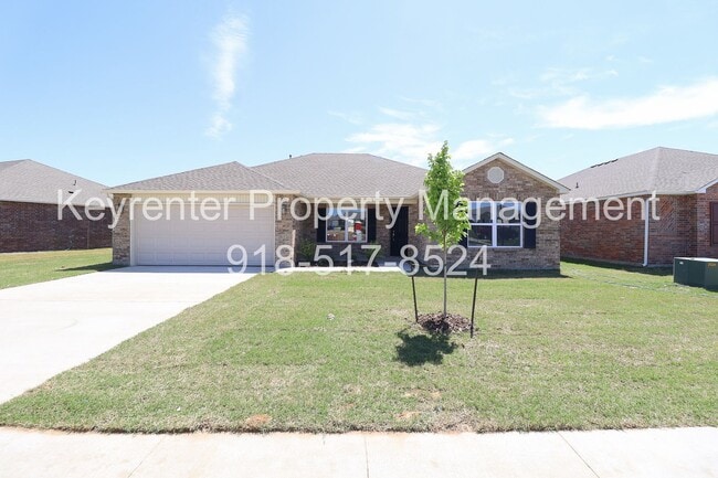 1407 E Honolulu Pl in Broken Arrow, OK - Building Photo - Building Photo
