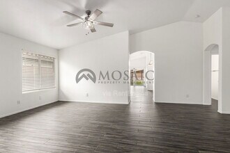 3284 W Five Mile Peak Dr in San Tan Valley, AZ - Building Photo - Building Photo