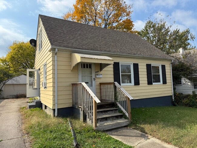 property at 1026 Highland Park Dr