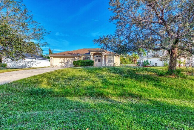 2280 De Vore St in North Port, FL - Building Photo - Building Photo