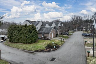 Fairways of Oakmont in Oakmont, PA - Building Photo - Building Photo