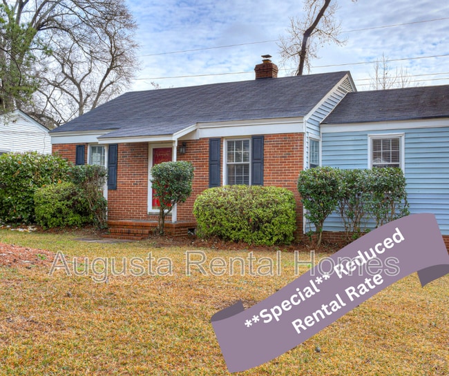 property at 1019 1/2 Bedford Dr