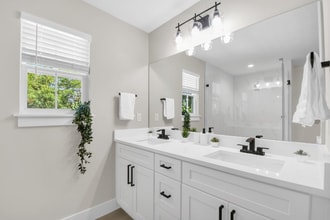 68 W Esther St in Orlando, FL - Building Photo - Building Photo