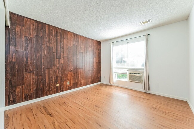 7373 W Florida Ave in Lakewood, CO - Building Photo - Building Photo