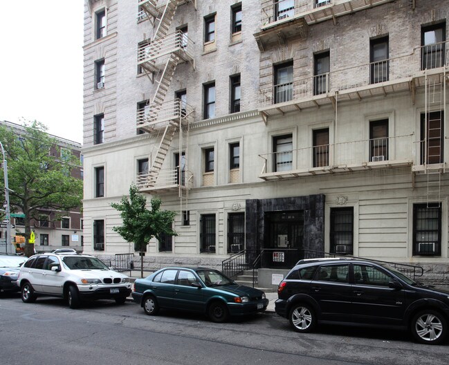 200 W 113th St in New York, NY - Building Photo - Building Photo